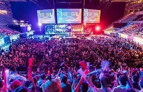 动诠释了 动诠释了