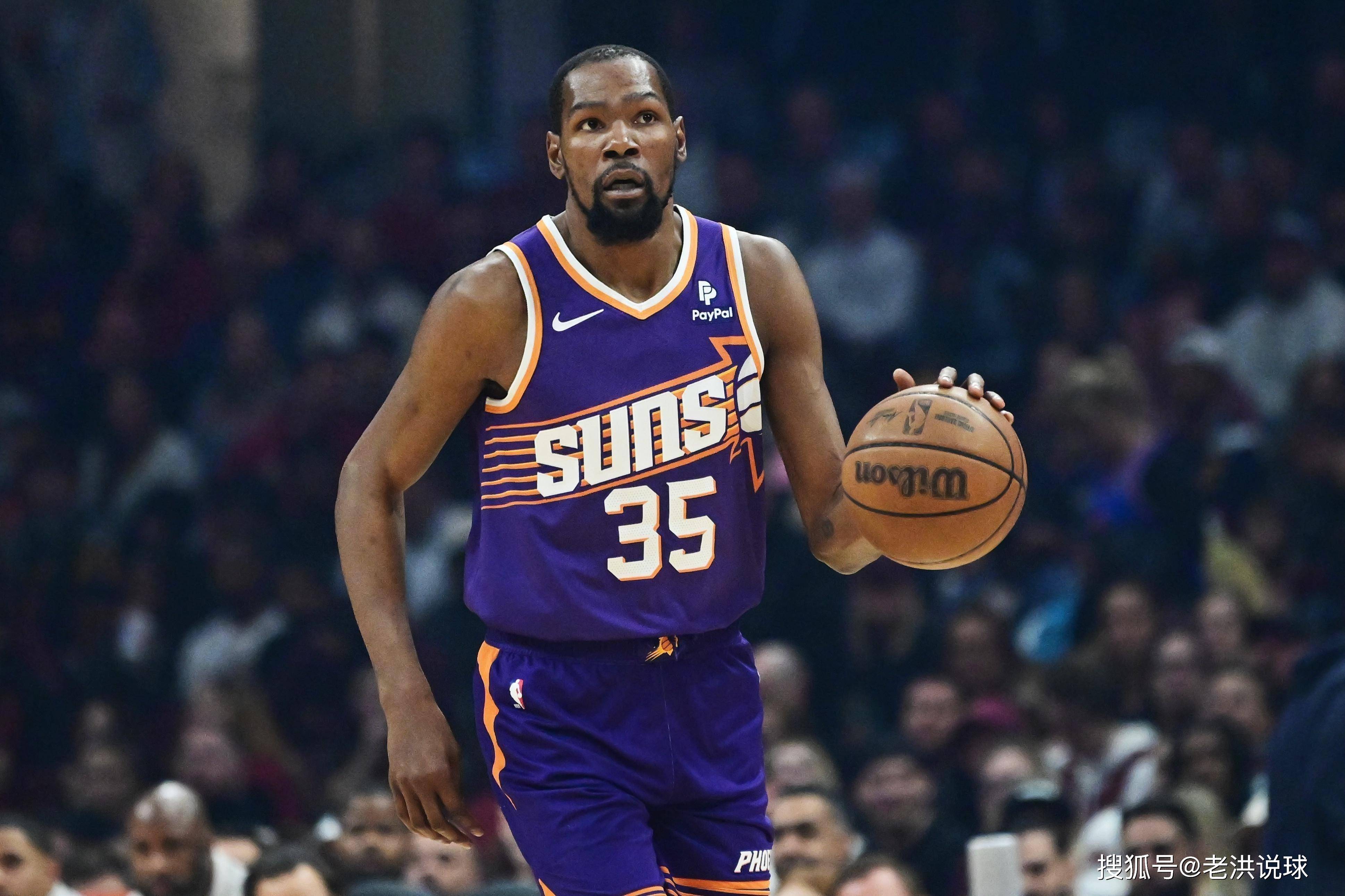 队在边路引 队在边路引