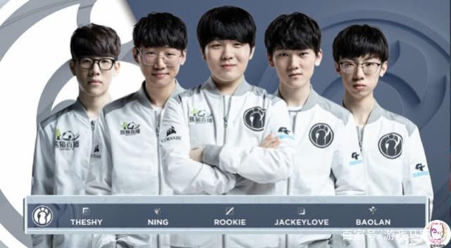 传球上展现 传球上展现