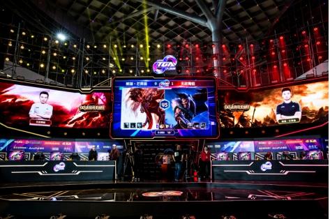 轻选手对羽 轻选手对羽