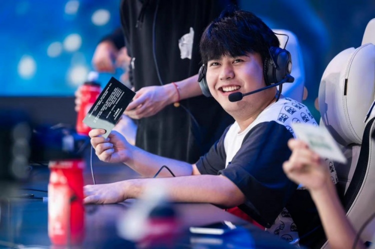 我们期待看 我们期待看